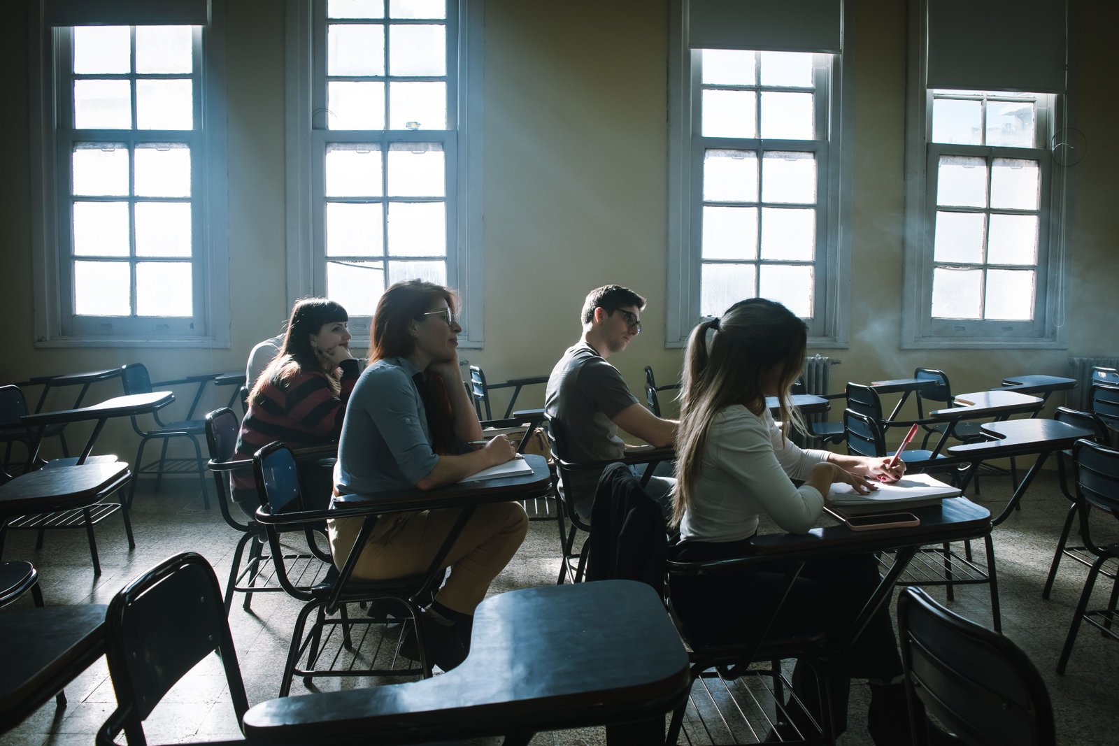 Alunos em atividade escolar